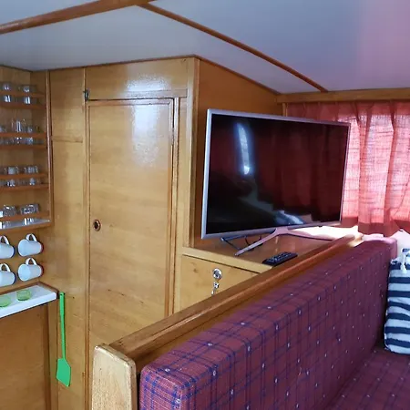 船屋 Boat Houthavenkade 赞丹